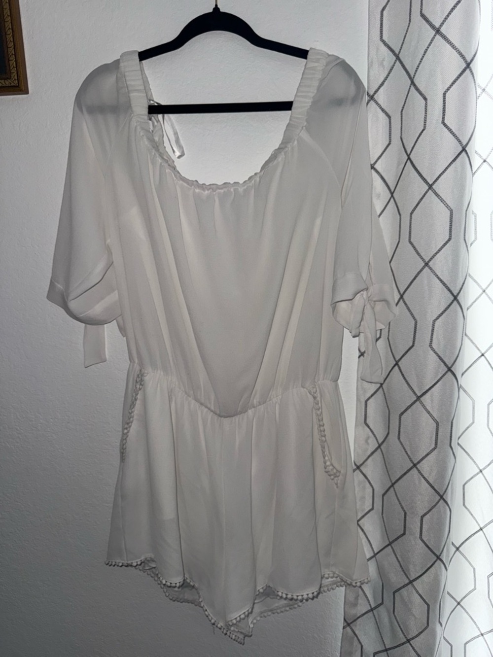 Bisou Bisou White Short Sleeve Romper